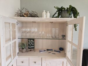 Schrank offen